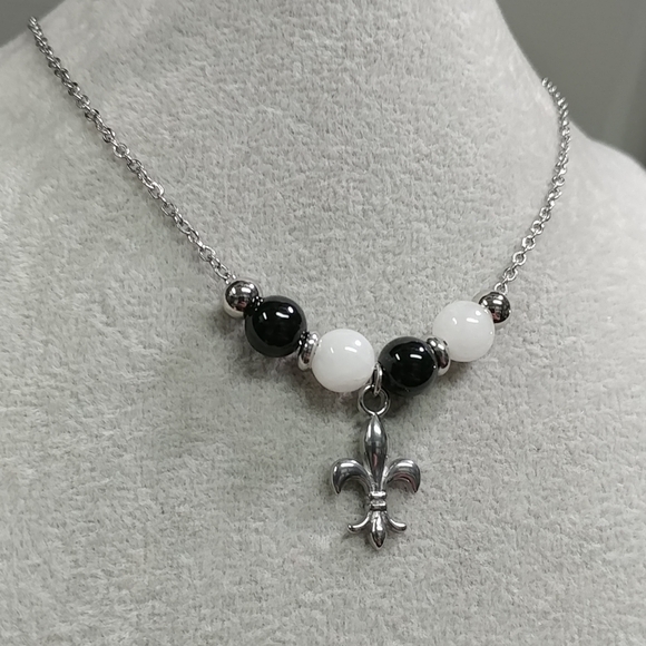 Fleur De Lis Onyx Jade Bead Necklace Natural Gemstone Stainless-Steel 17.5" - Picture 10 of 16